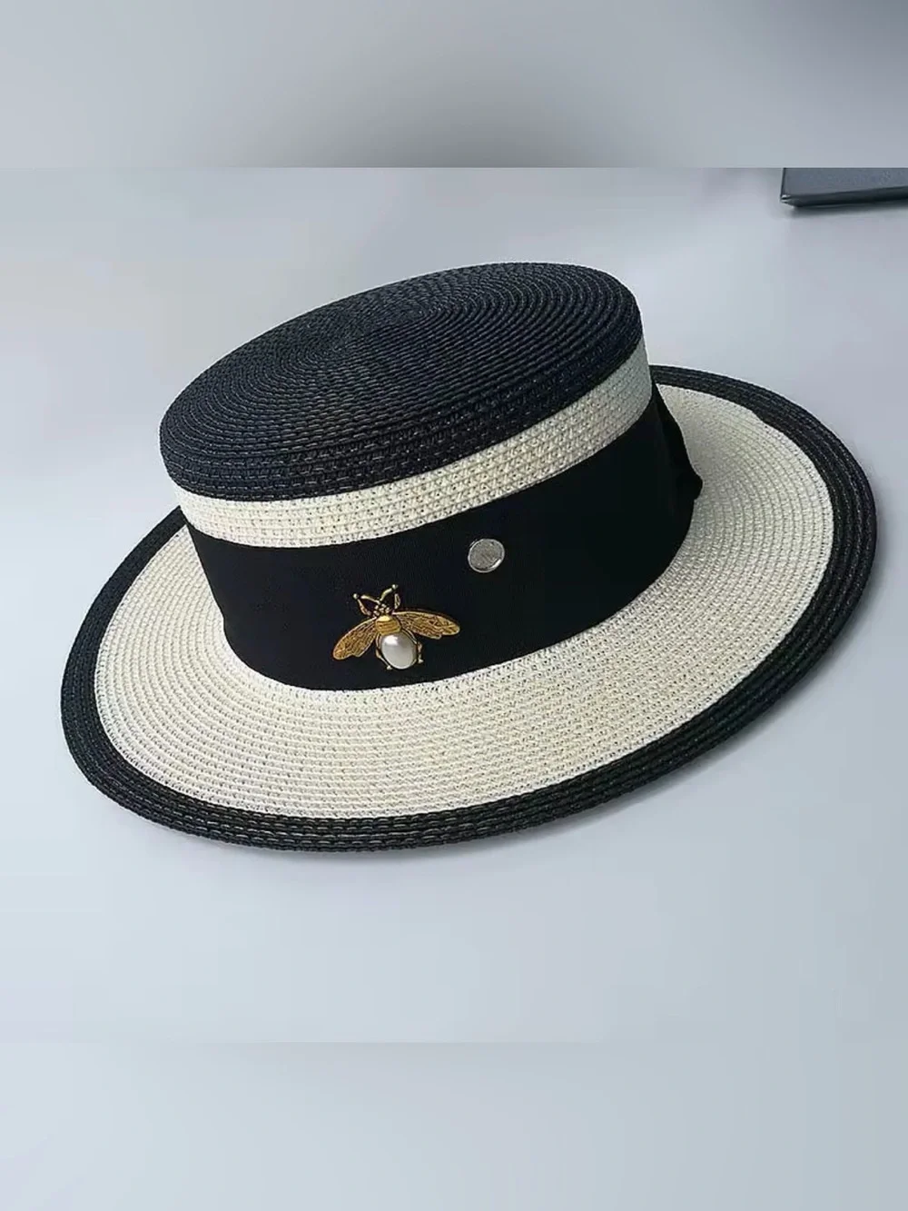 The Unbranded Brand elegant black